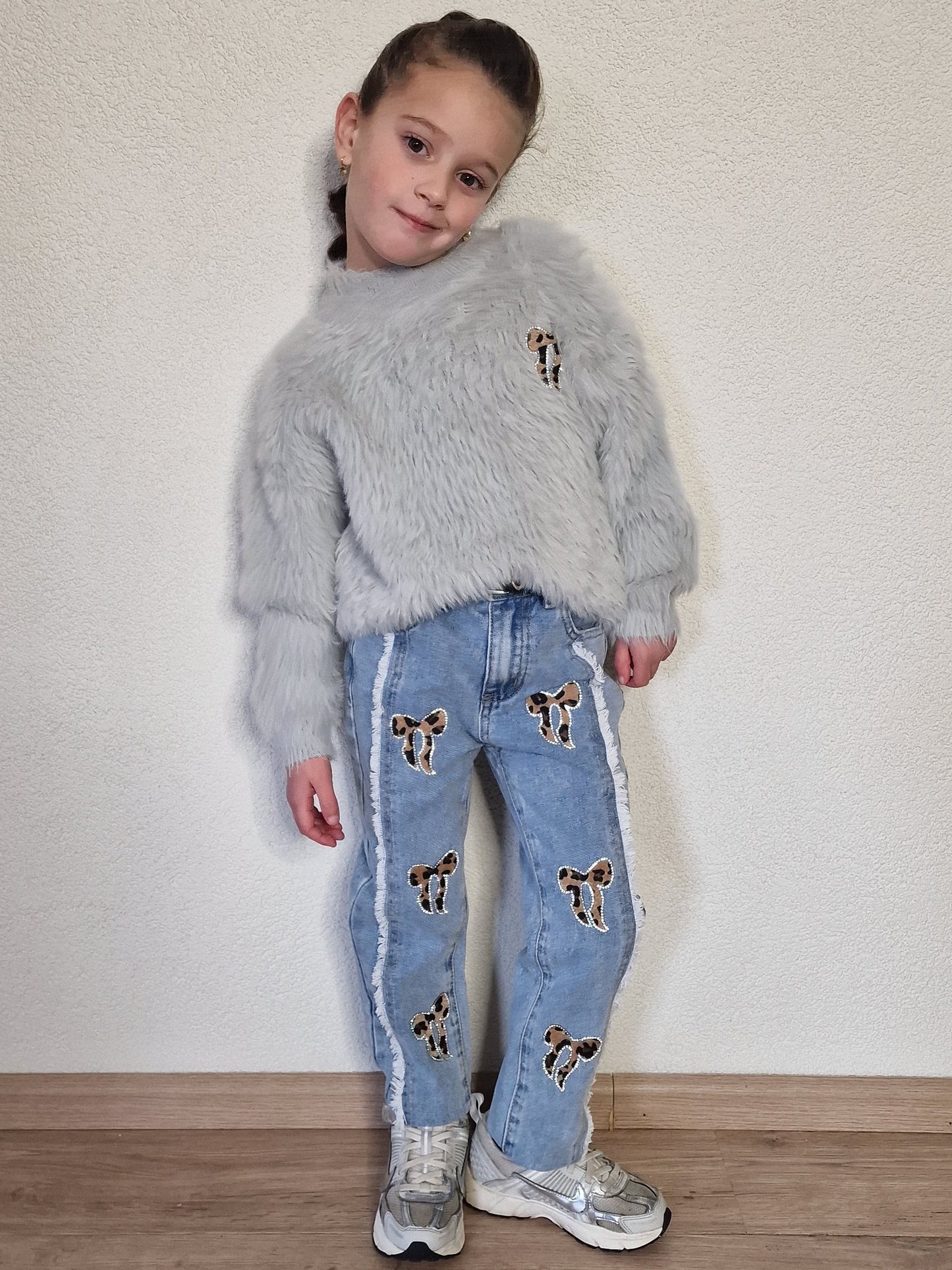 Fluffy Bow Sweater - Pinkish Flamingo