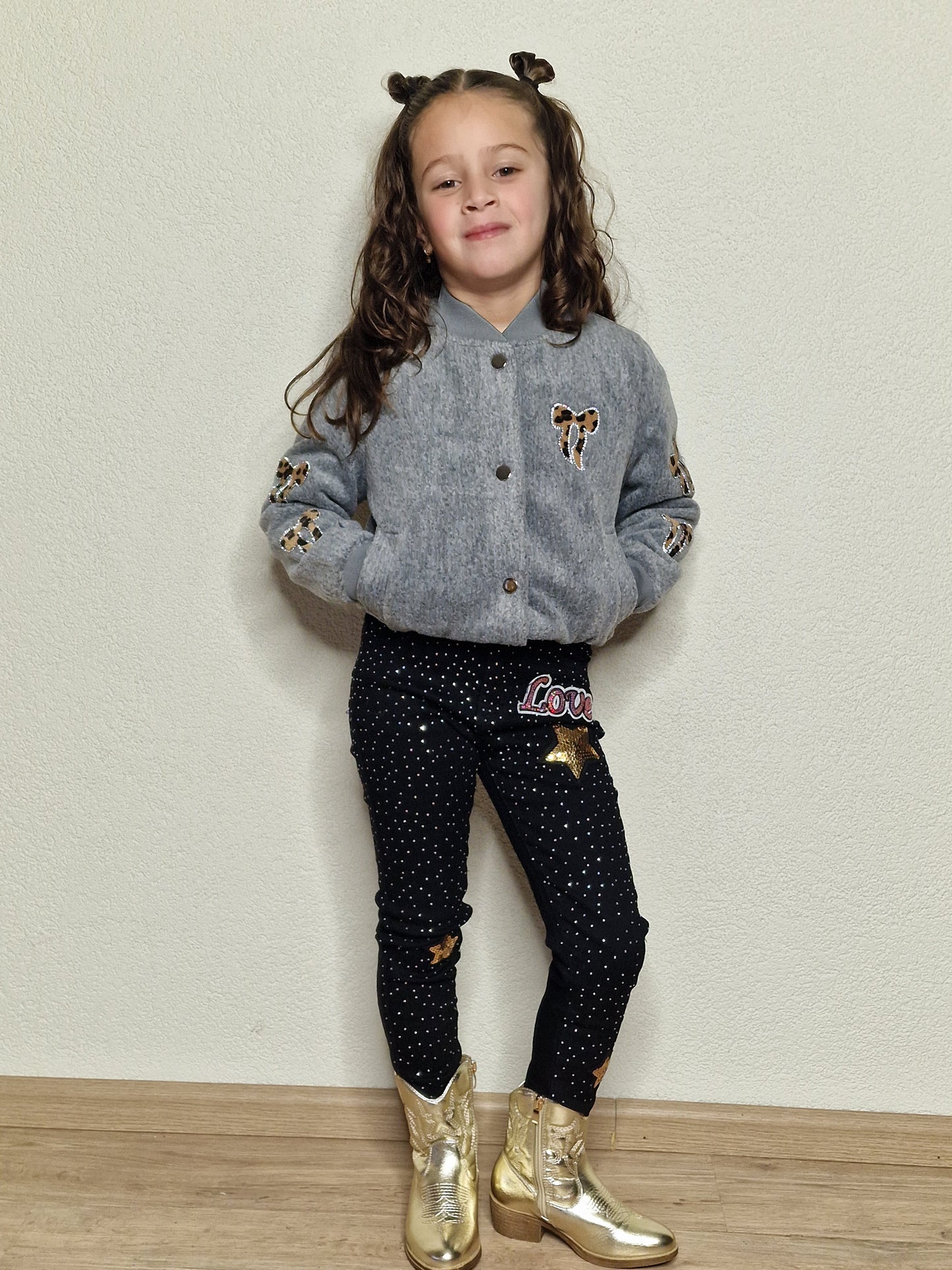 Fluffy Bow Bomberjack